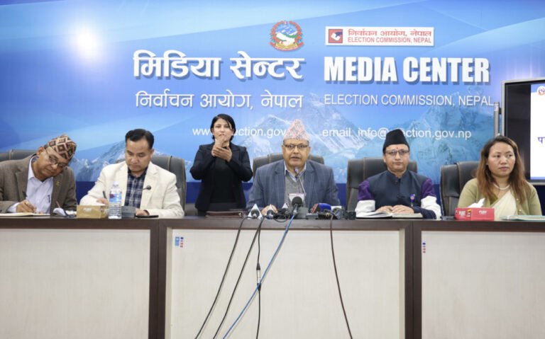 निर्वाचन आयोगद्वारा फागुन २१ को मतदानका लागि अन्तिम तयारी पूरा, सामग्री ढुवानी सम्पन्न